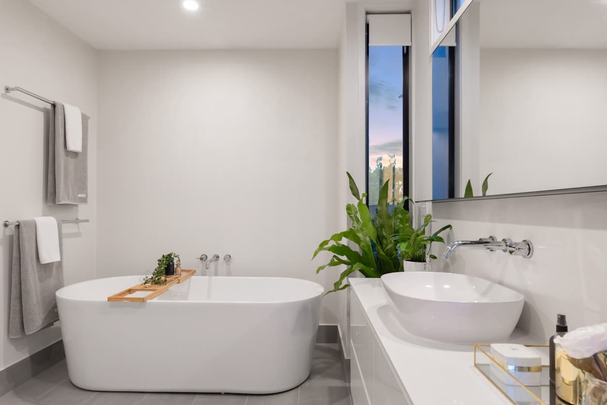 Half Bath / Powder Room